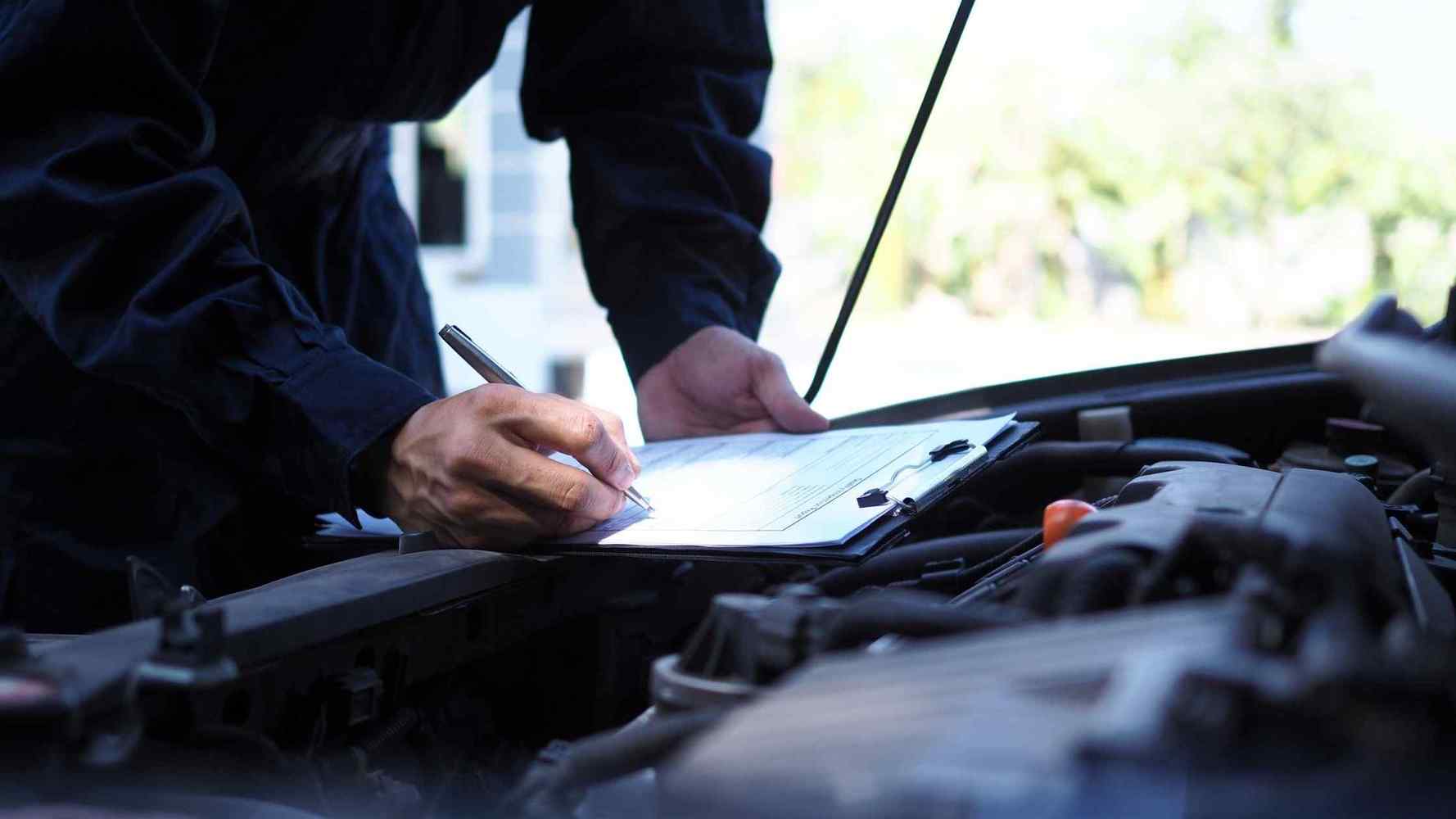 Luis_Aguirre_California_Lemon_Law_Attorney_Lemon_Law_Vehicle_Inspection (1)